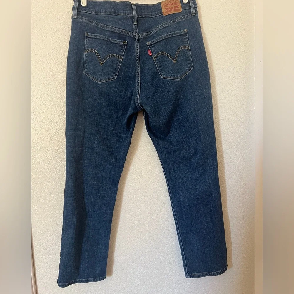 Levi's Women's Size 12S Straight Leg Jeans - Indigo